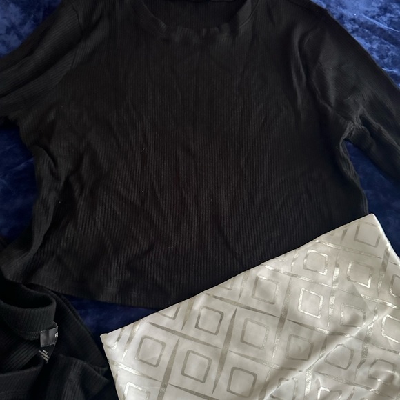 Bundle - Picture 2 of 5